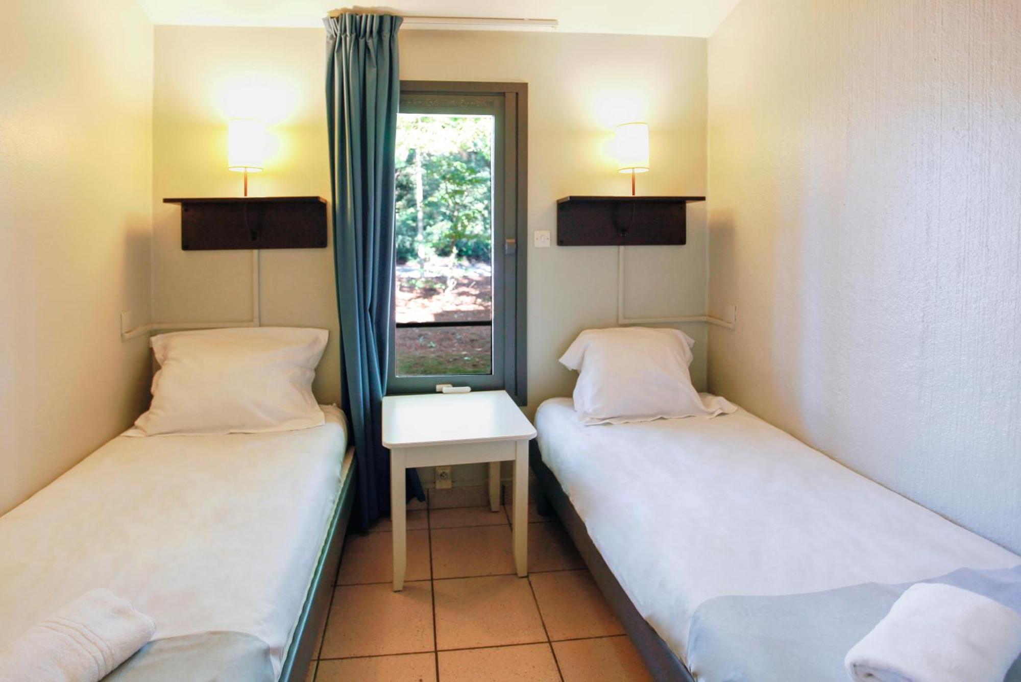One-Bedroom Apartment,1563374719:JPEG