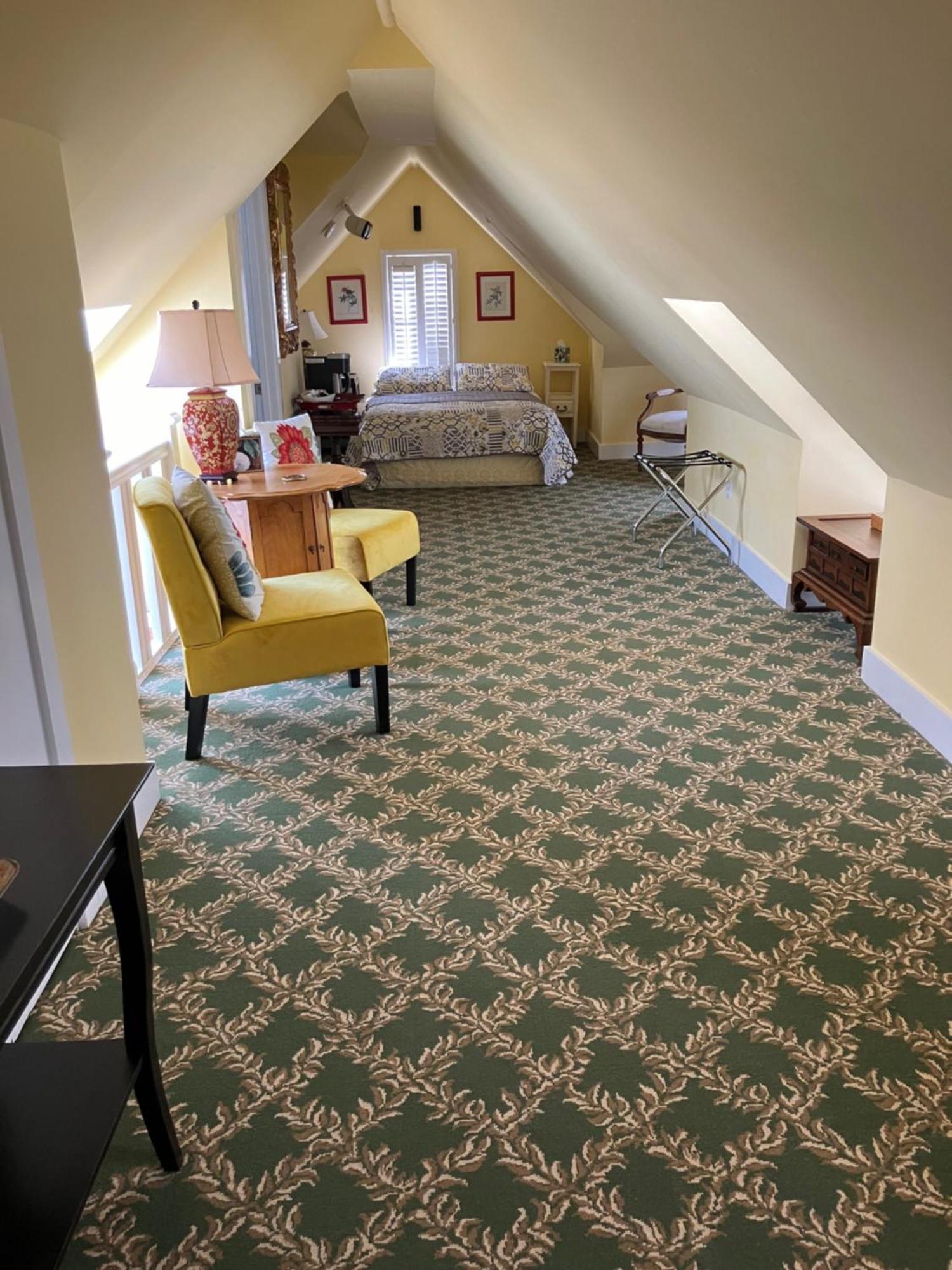 Deluxe Double Room with Bath