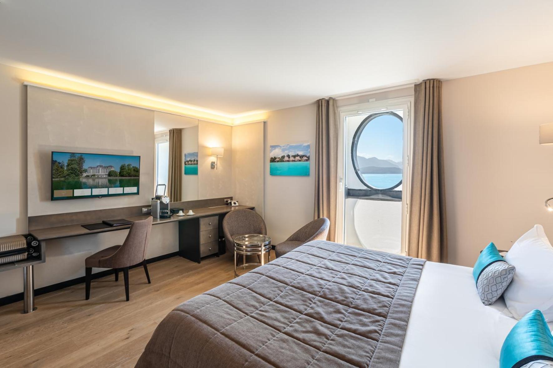 Prestige Lake Room - Spa Access Included - Reservation Needed,1716979269:JPEG