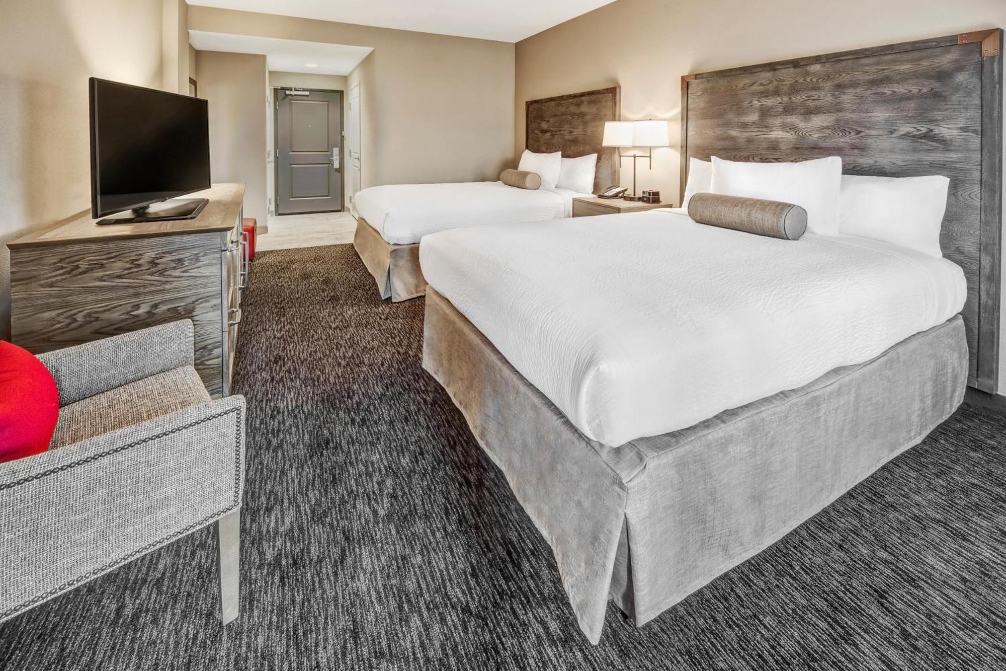 Queen Room with Two Queen Beds