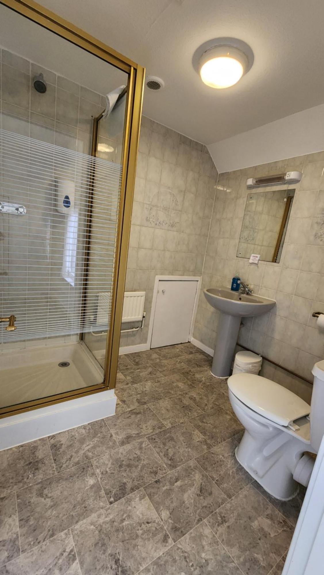 Triple Room with Private Bathroom