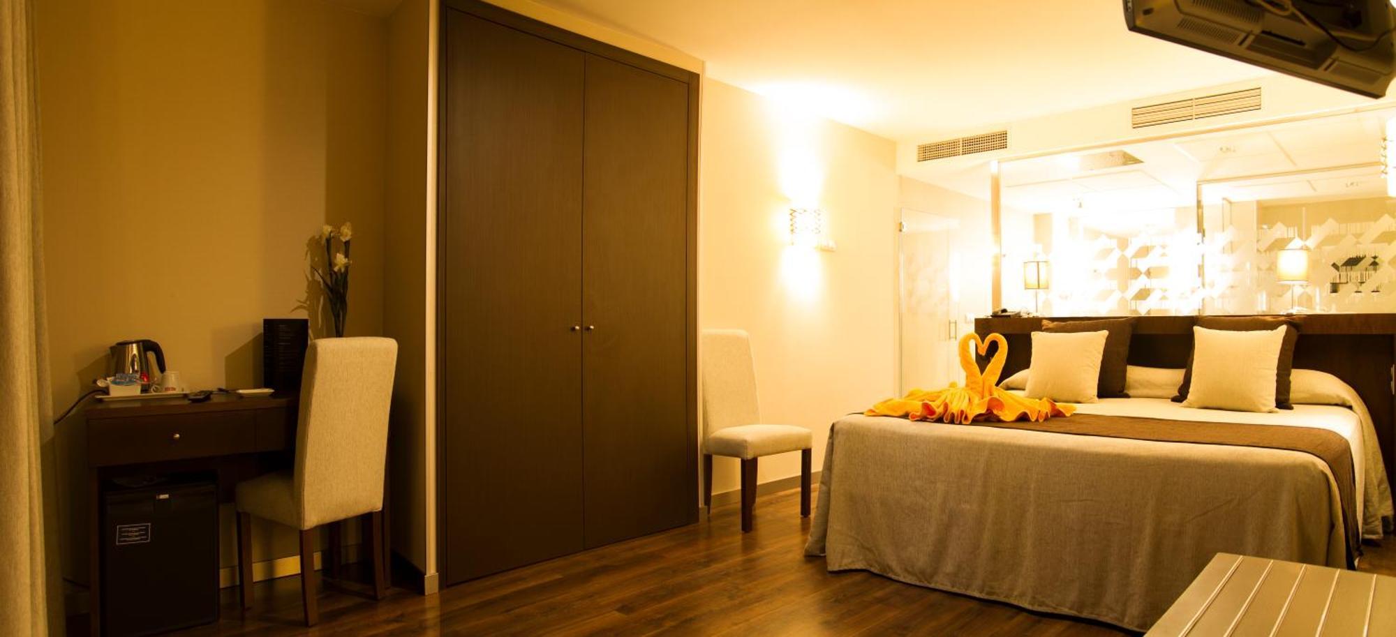 Premium Double with Terrace & Whirlpool