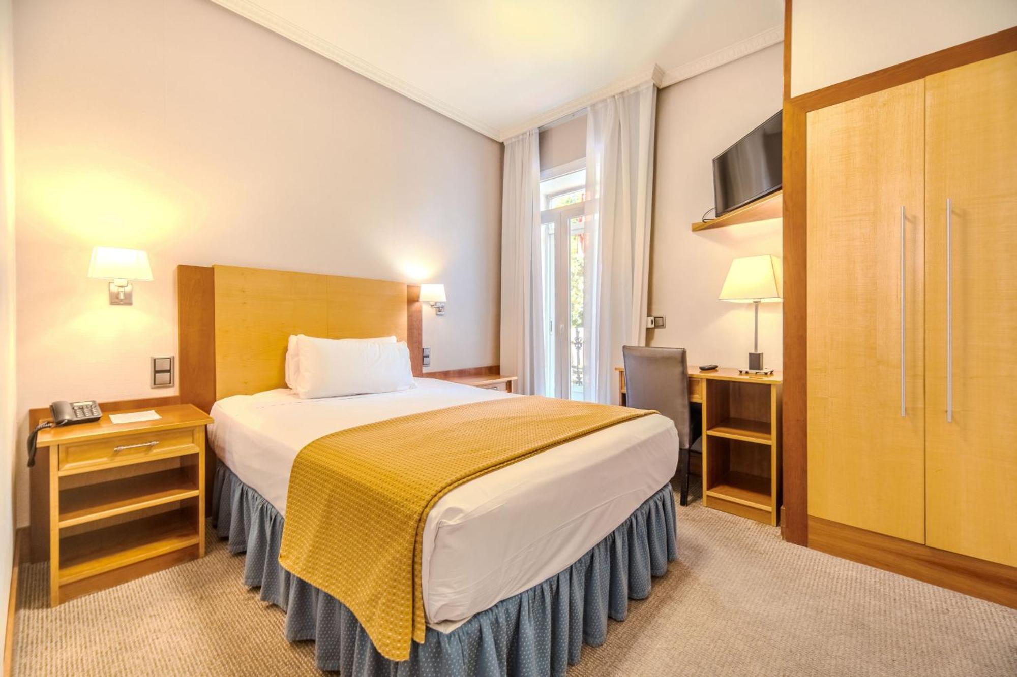Double Room,1617843750:JPEG
