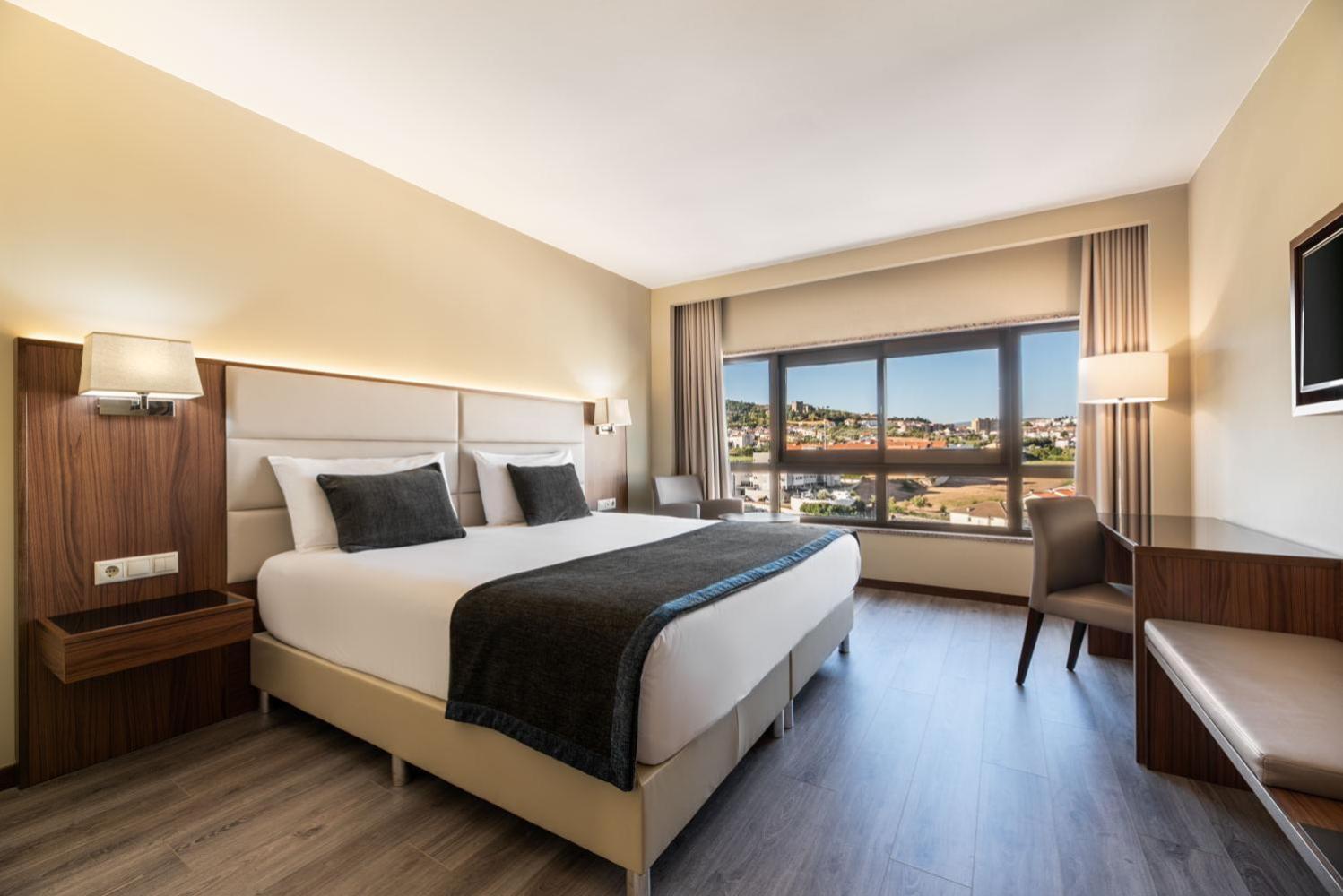 Deluxe Double Room ( free Parking ),1618819390:JPEG
