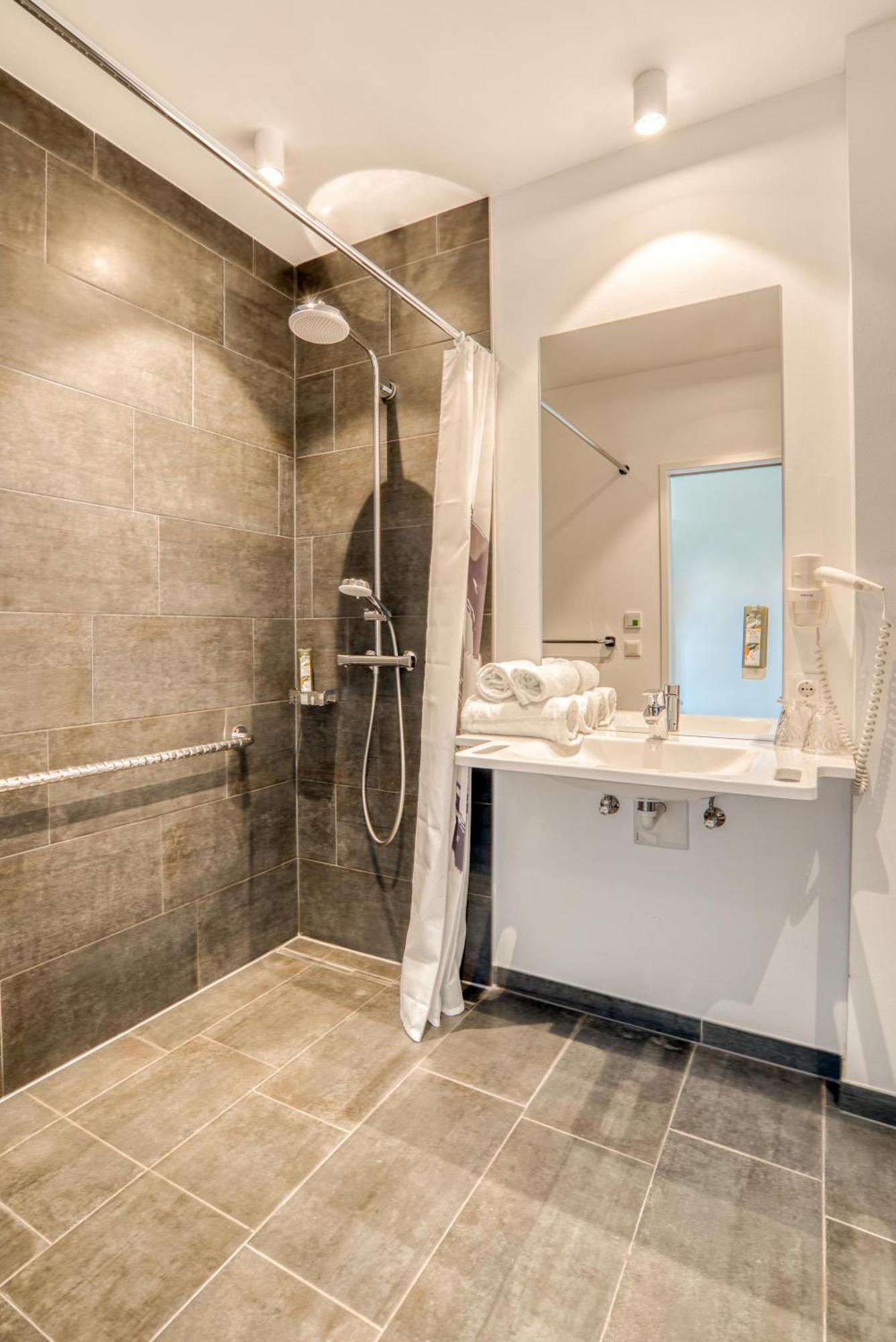 Double Room - Disability Access,1620604624:JPEG