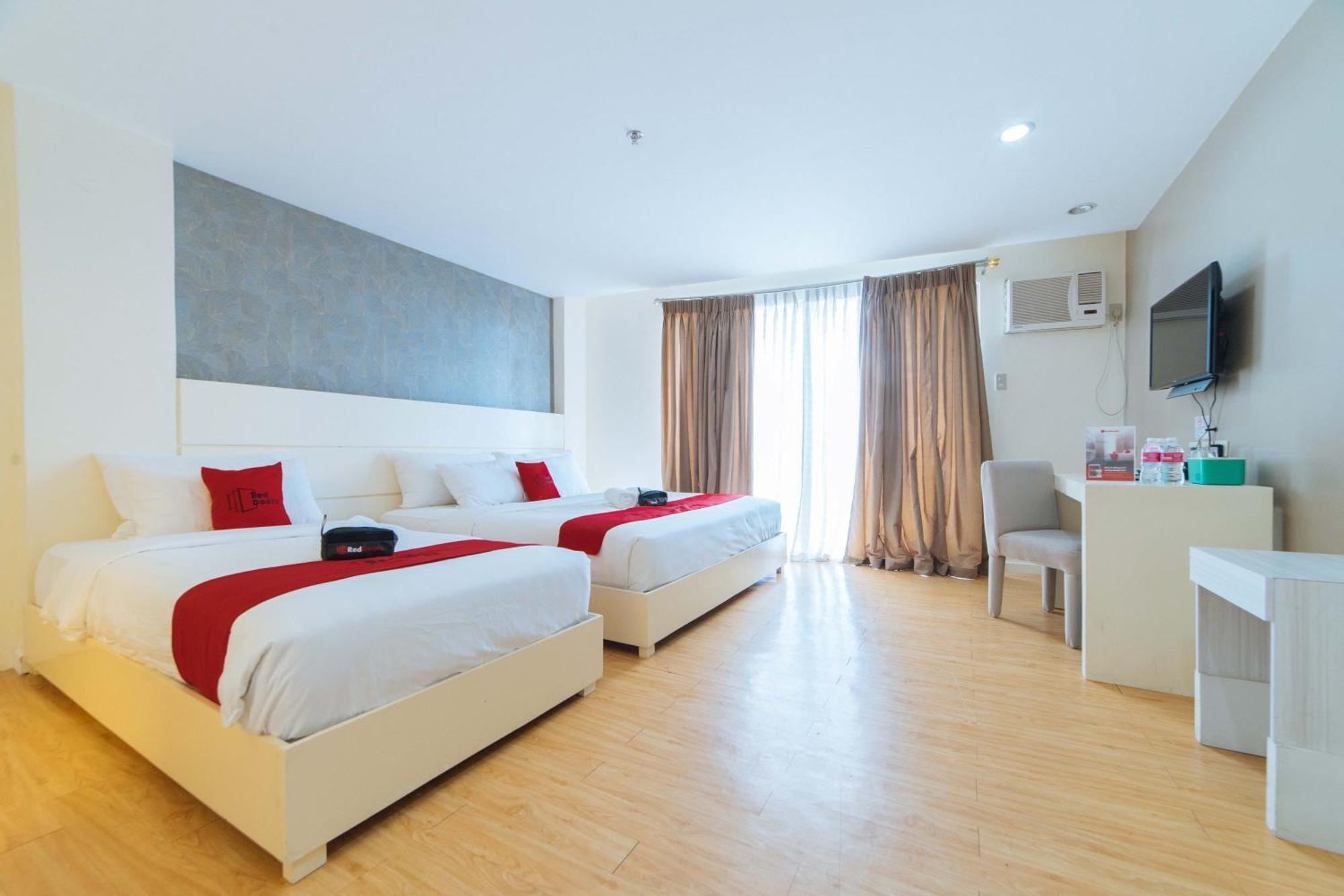 Family Room,1631581760:JPEG