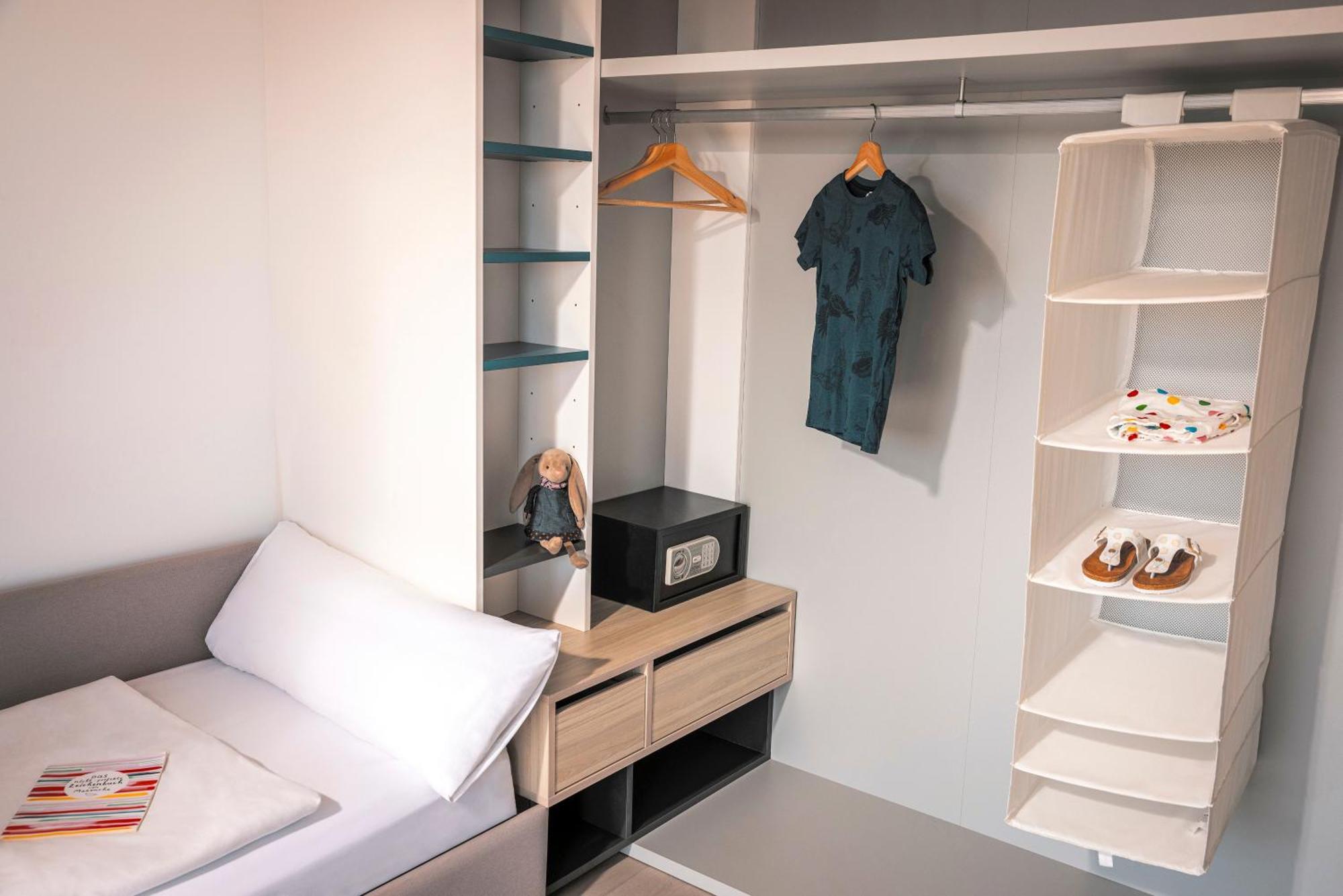 One-Bedroom Apartment (2 Adults),1641075982:JPEG