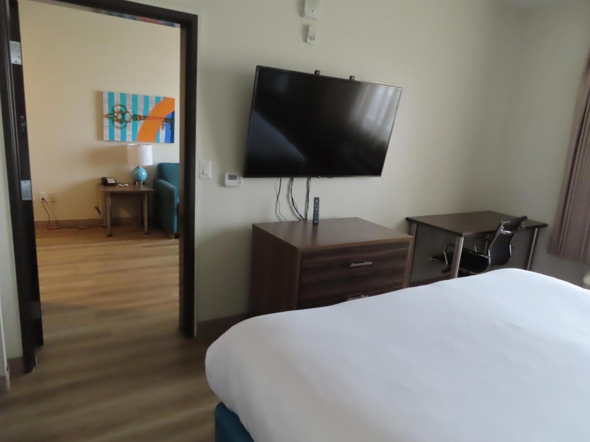 King Suite with Sofa Bed - Non-Smoking,1652789065:JPEG