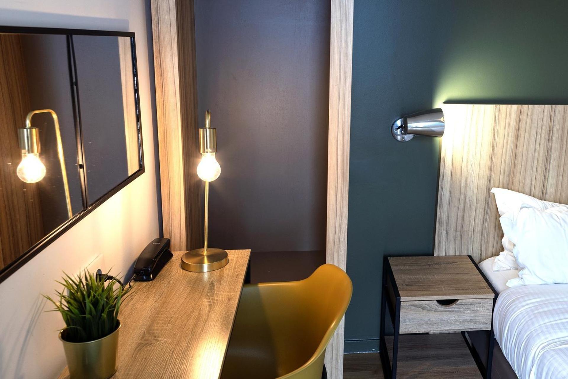 Quarto com 2 Camas de Solteiro