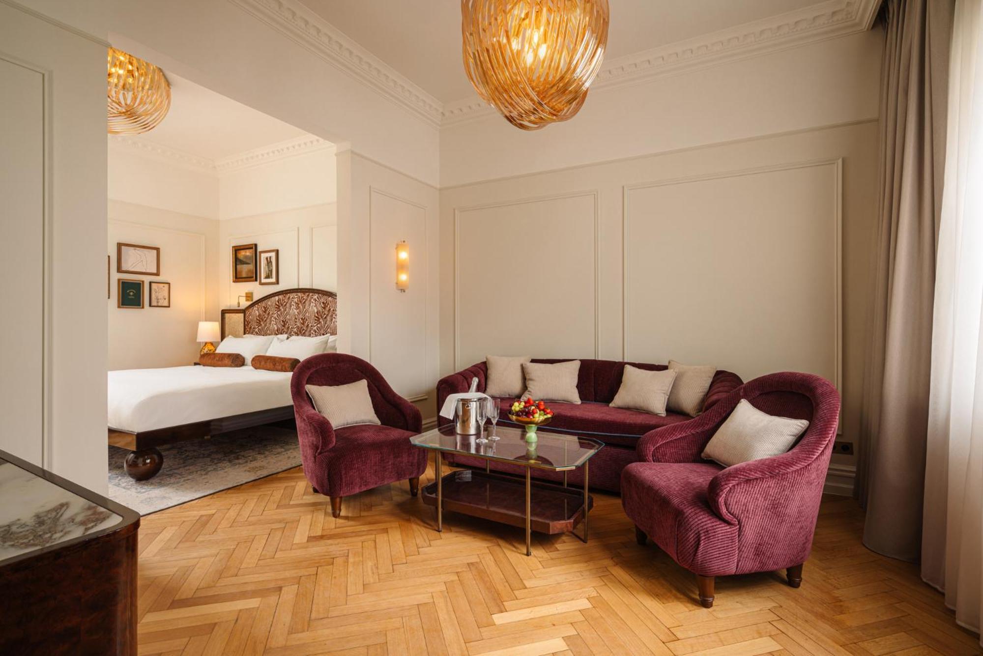 De Hankar Suite