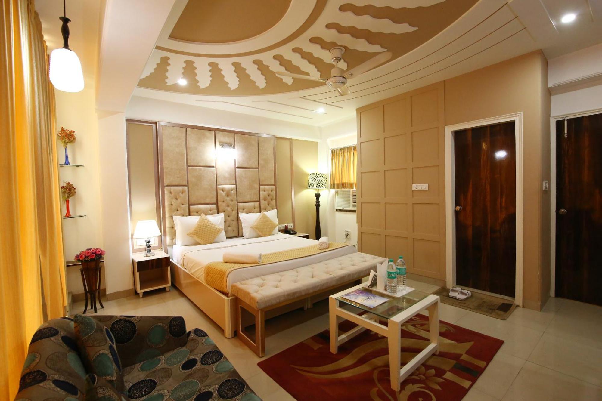 Deluxe Double or Twin Room with City View,1665561001:JPEG
