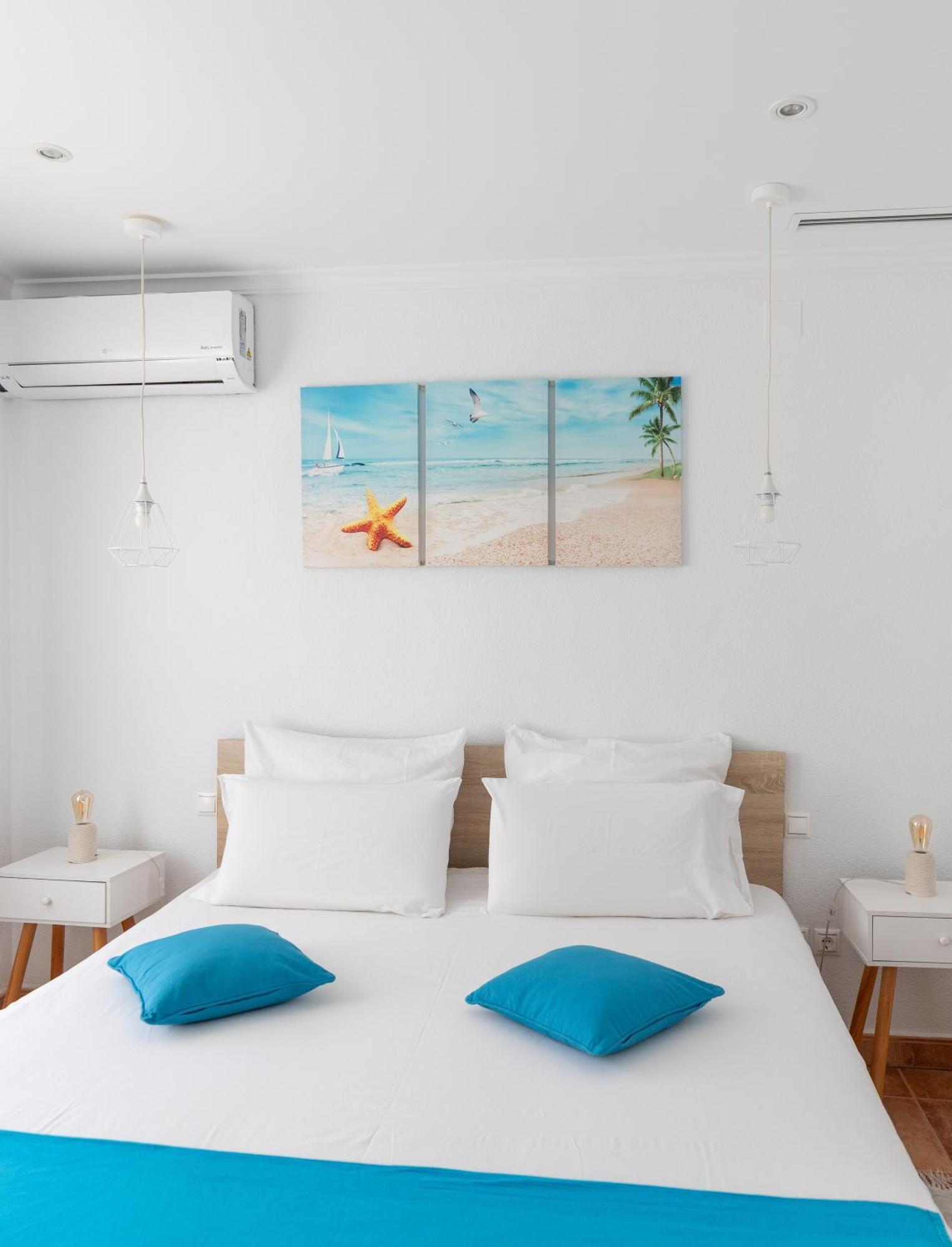 Double Room with Partial Sea View,1666746062:JPEG