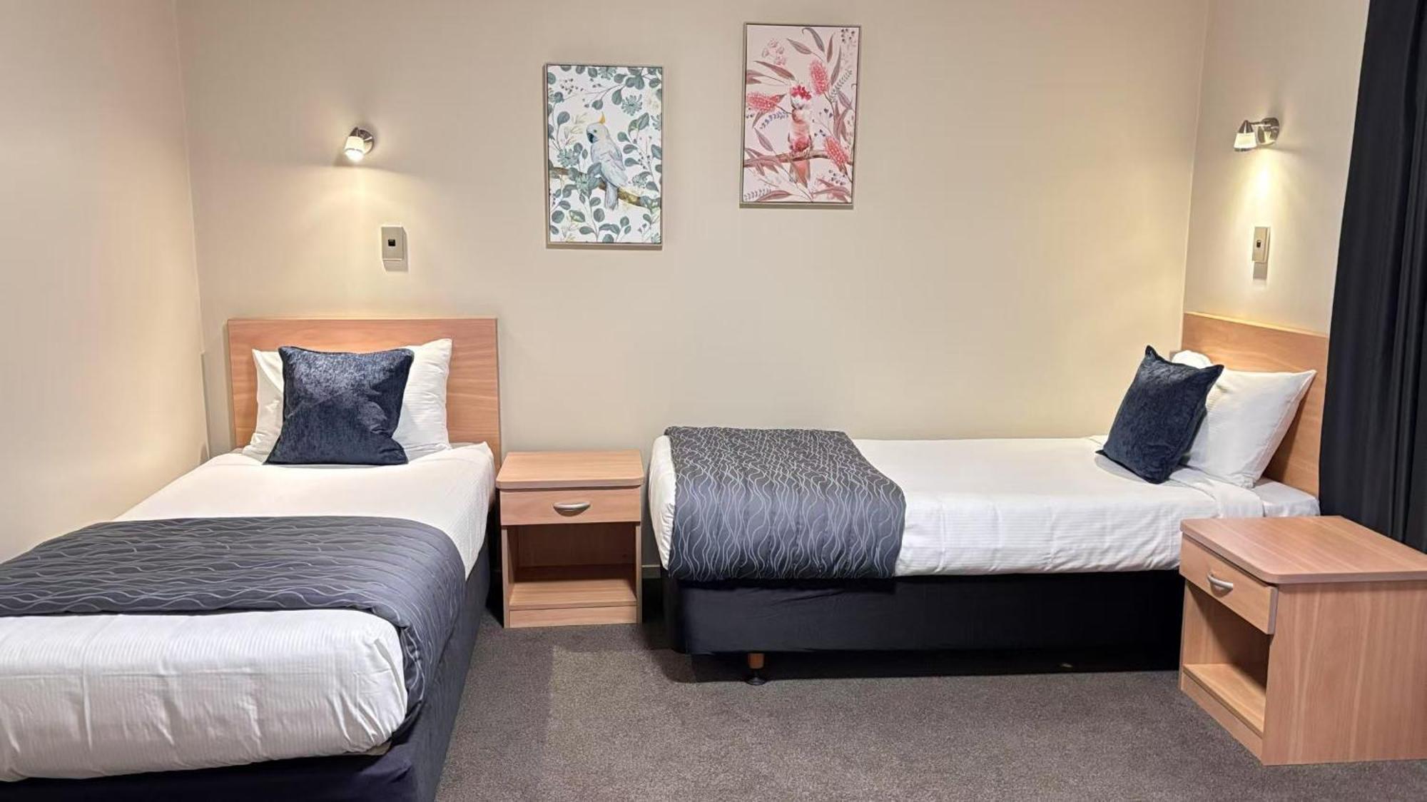Large Two-Bedroom Apartment,1681725525:JPEG