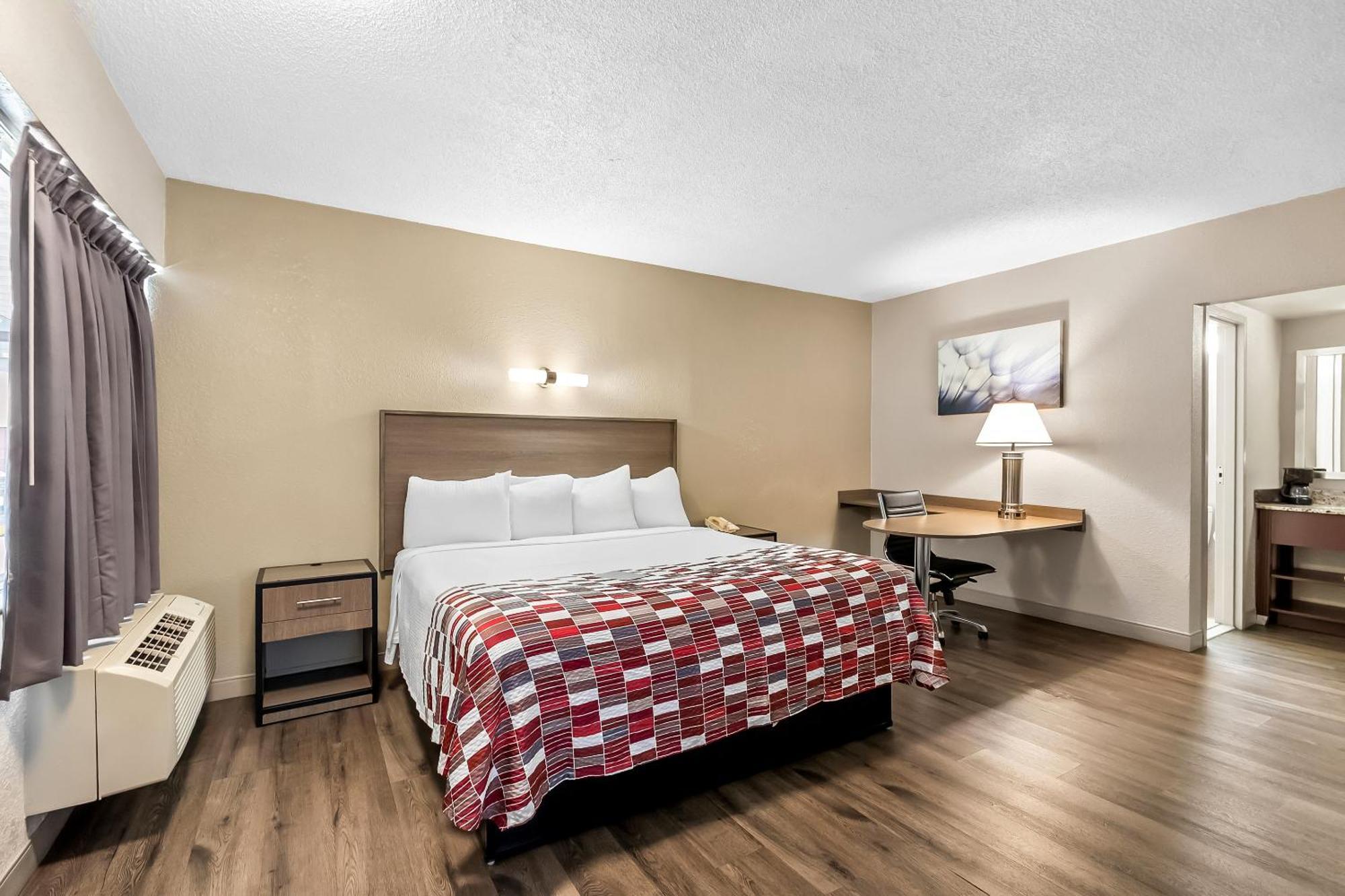 Superior King Room Non-Smoking,1691988776:JPEG