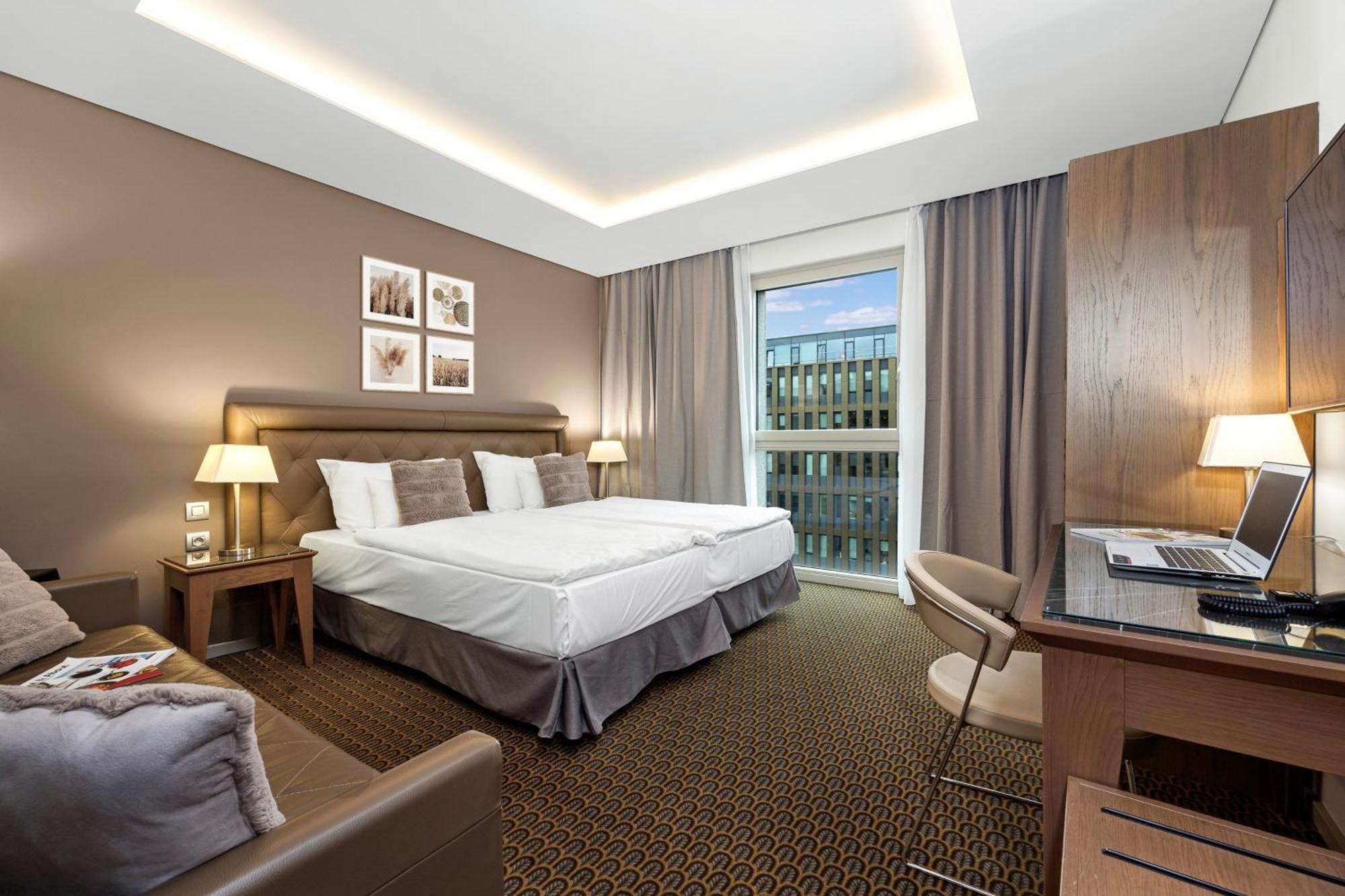 Executive Double or Twin Room,1706920922:JPEG
