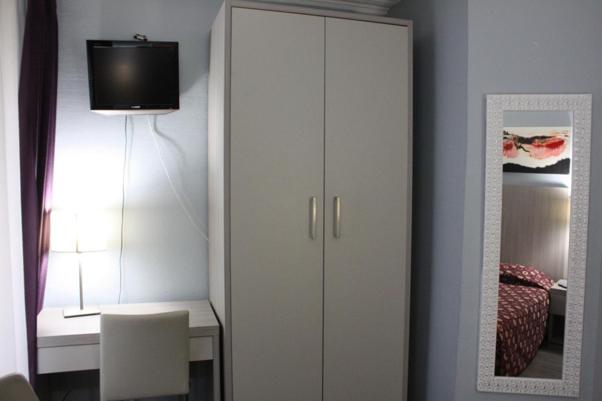 Classic Double Room,1709909909:JPEG