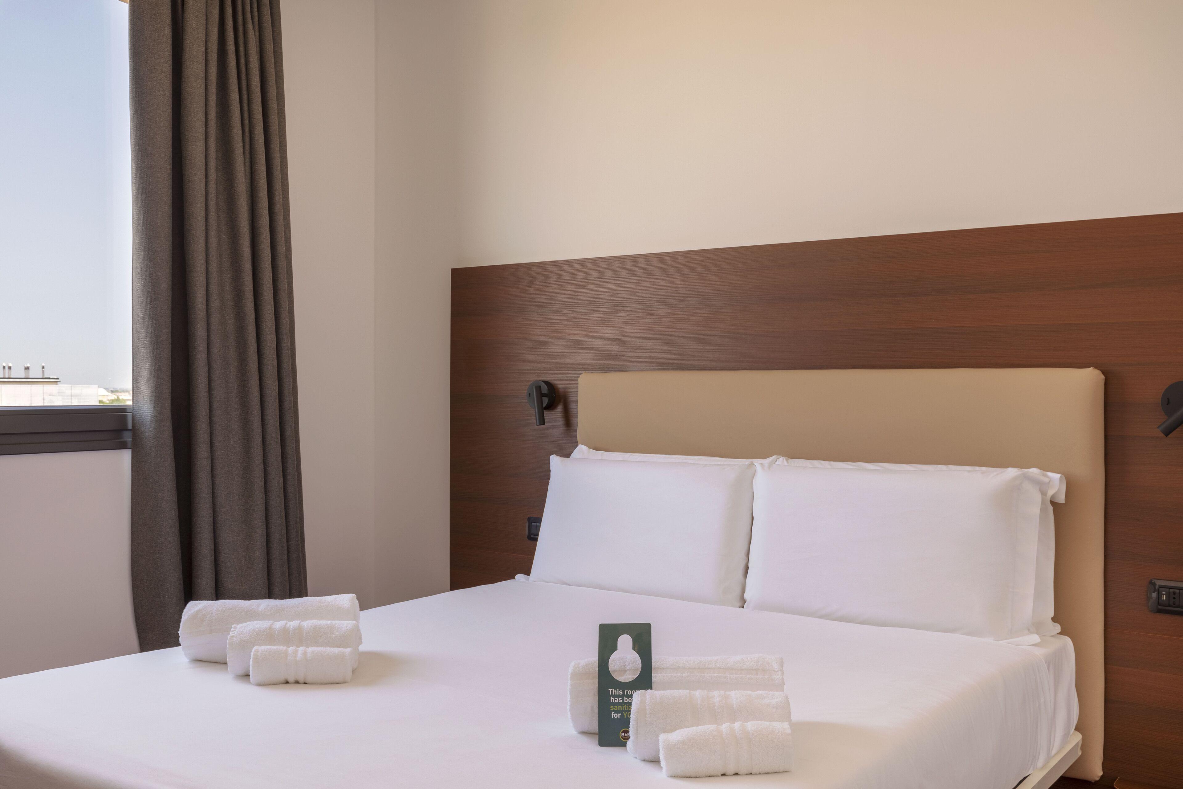 Deluxe Double Room,1715174915:JPEG