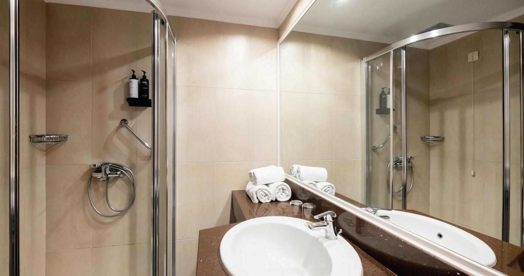 Junior Suite,1717049374:JPEG