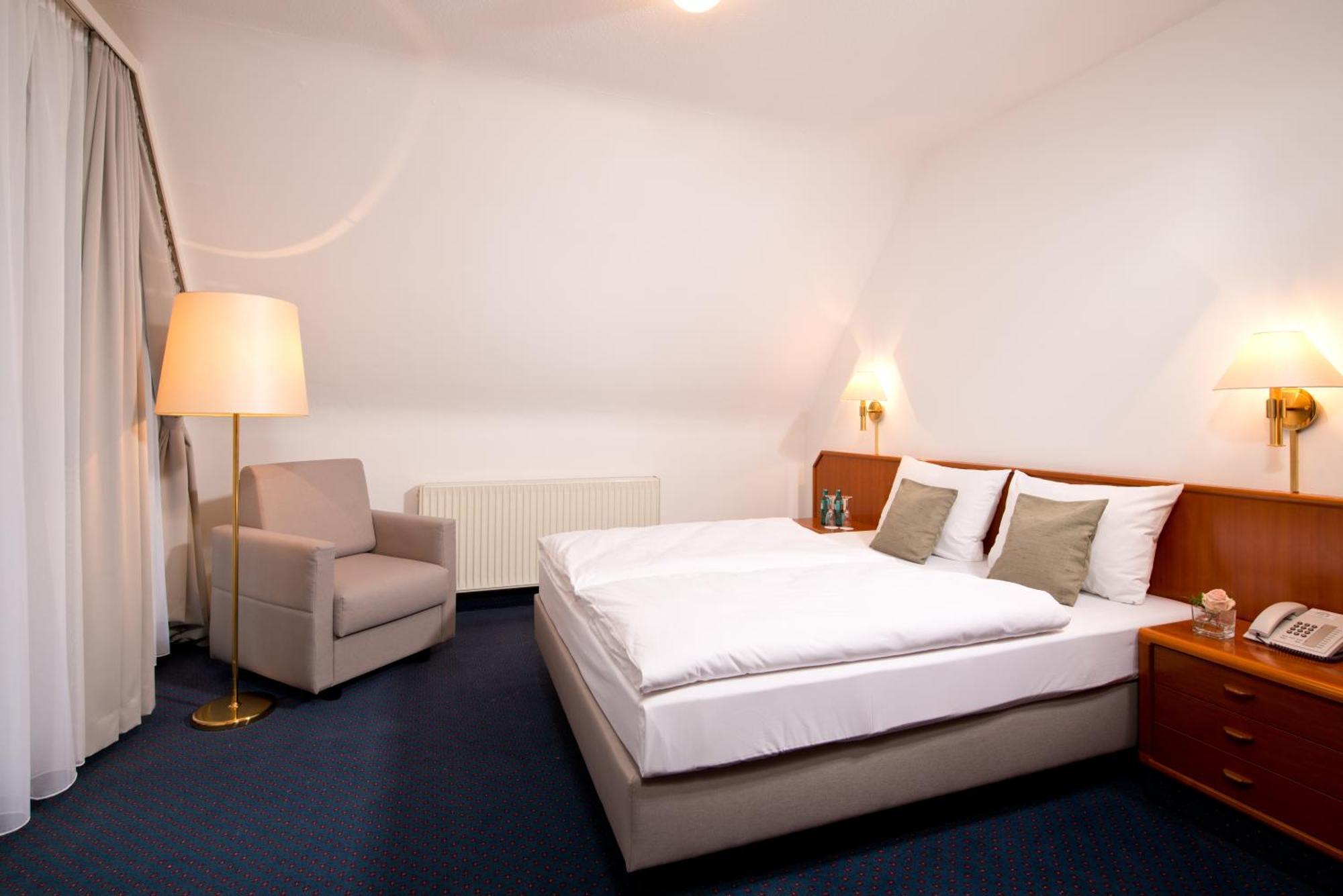 Junior Suite,1729979593:JPEG