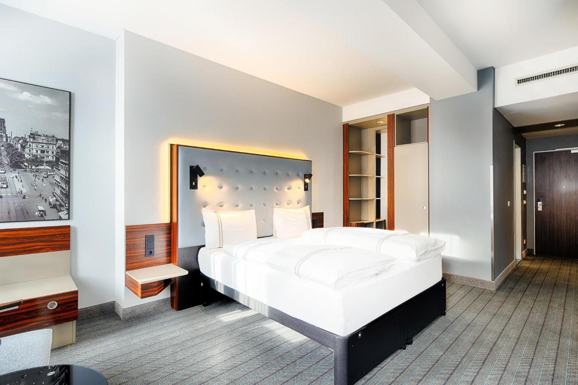 Standard Double Room,1765841109:JPEG
