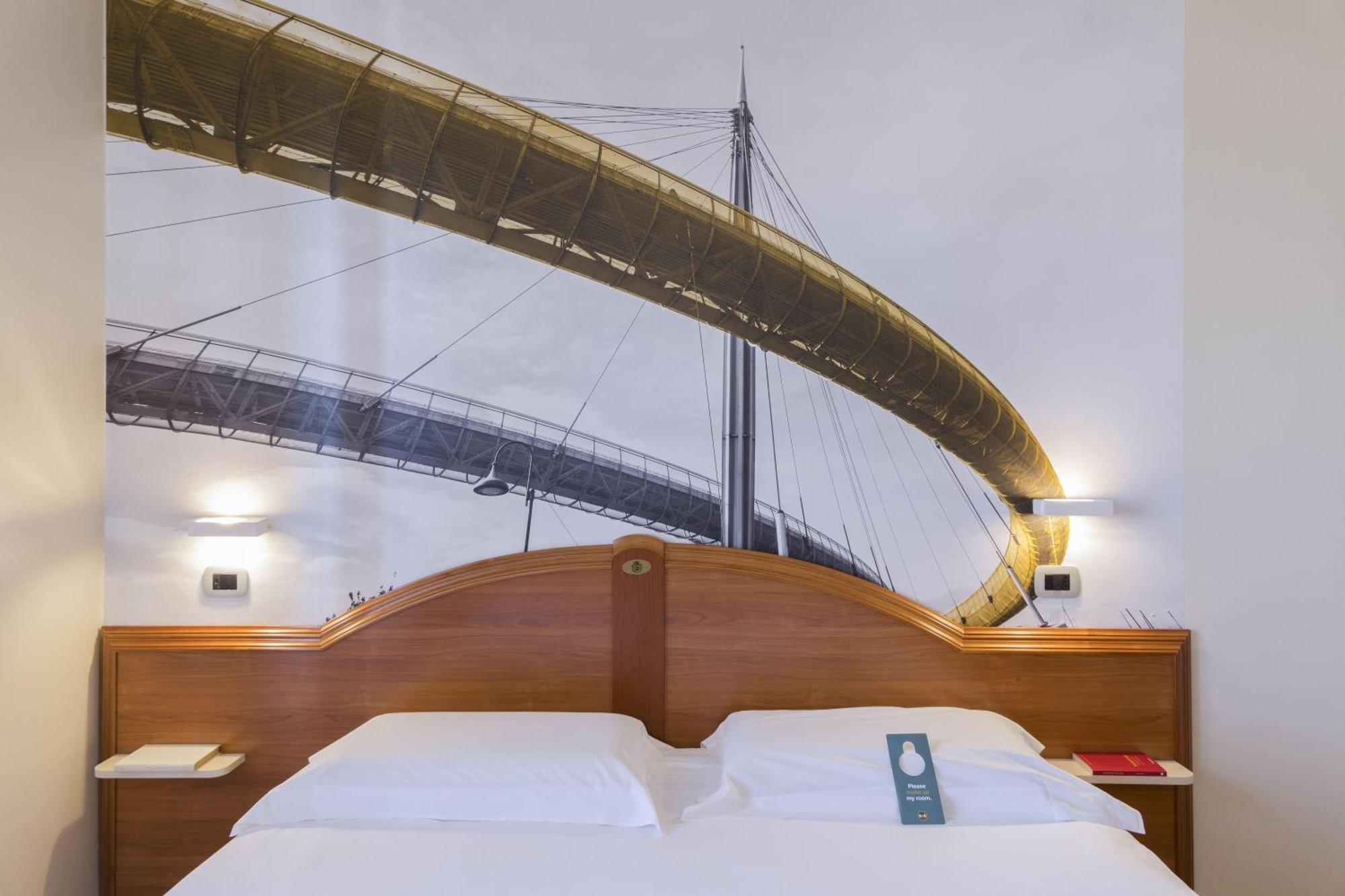 Double Room,1742620682:JPEG