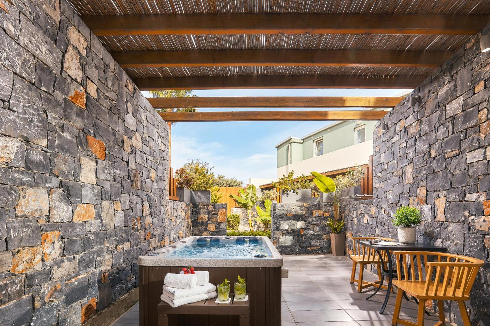 Studio Lux avec Bain à Remous