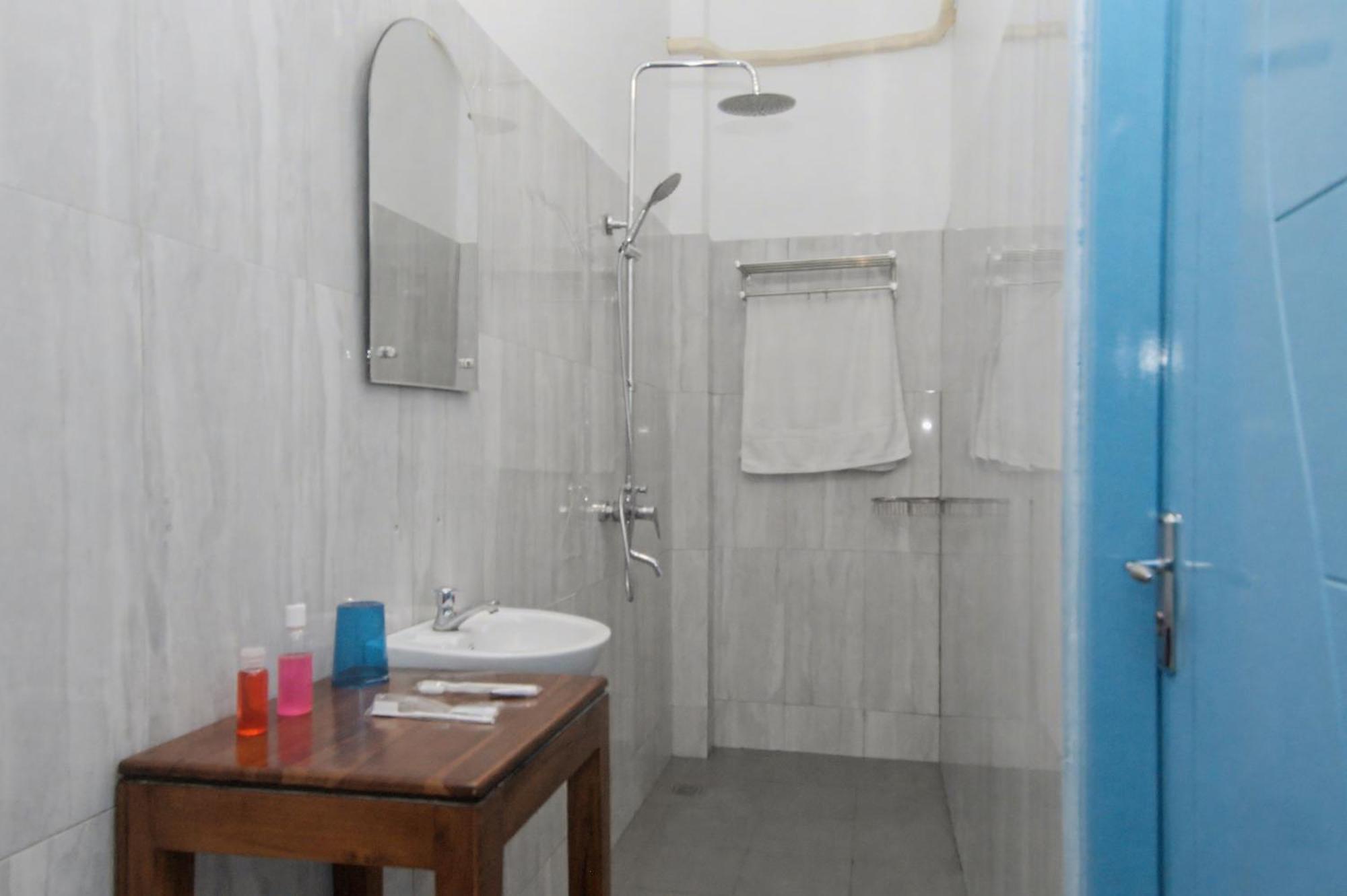 Twin Room with Balcony,1743124144:JPEG