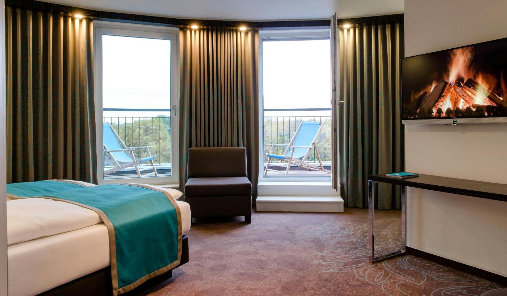 Superior Double Room with Balcony,1746849984:JPEG