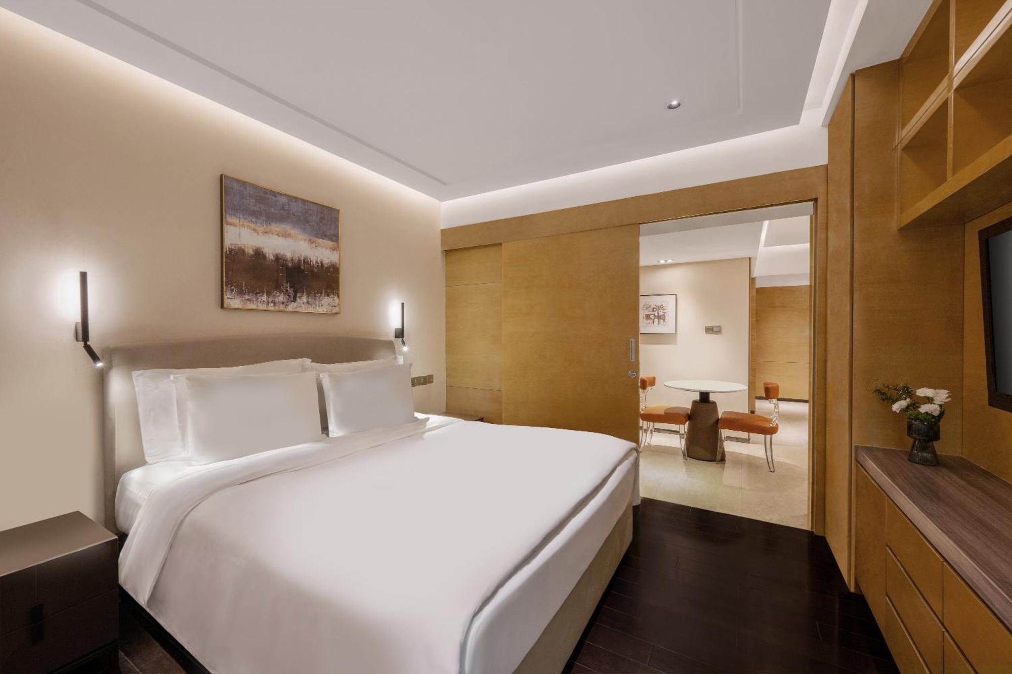 One-Bedroom Suite,1746882762:JPEG