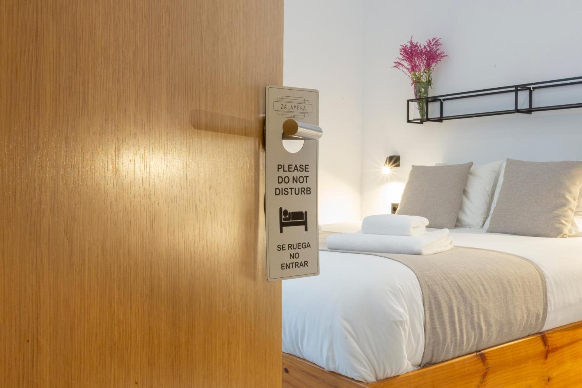 Double Room with Private External Bathroom