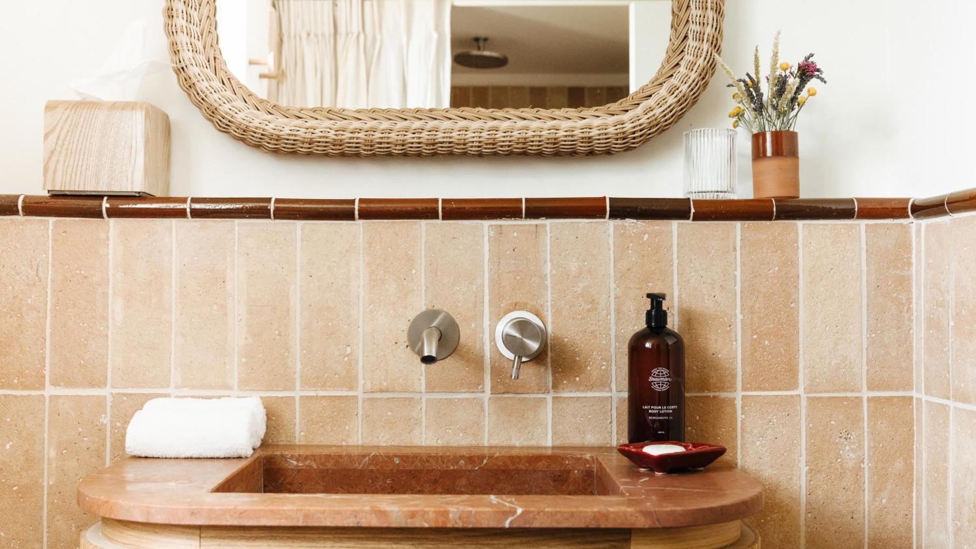 Superior,1758268927:JPEG