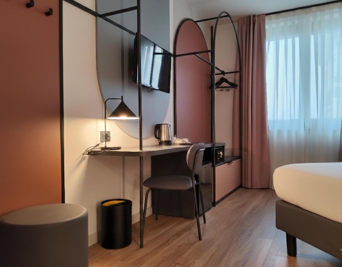 Comfort King or Twin Room,1758275402:JPEG