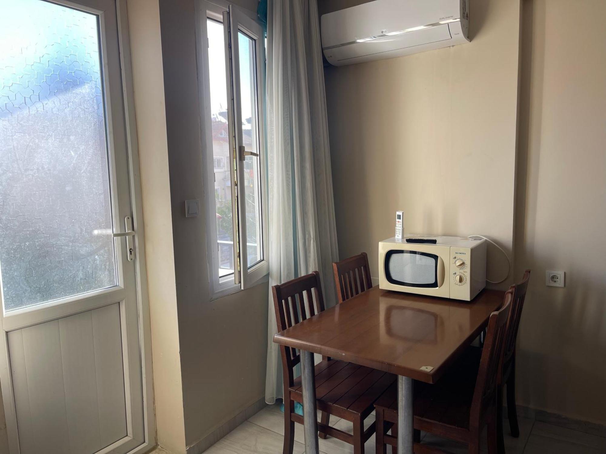 One-Bedroom Apartment (3 Adults),1765883444:JPEG