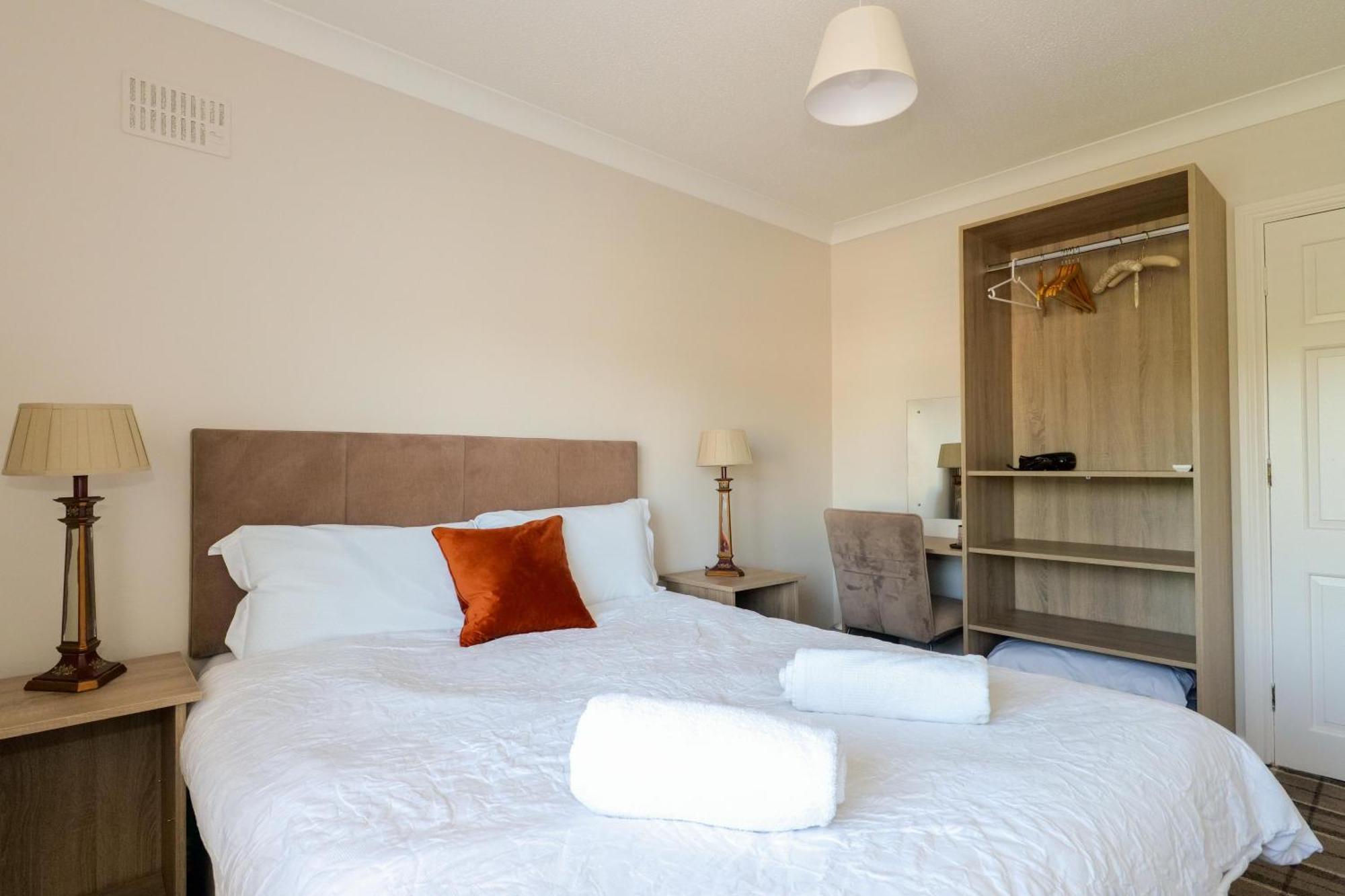 Standard King Room