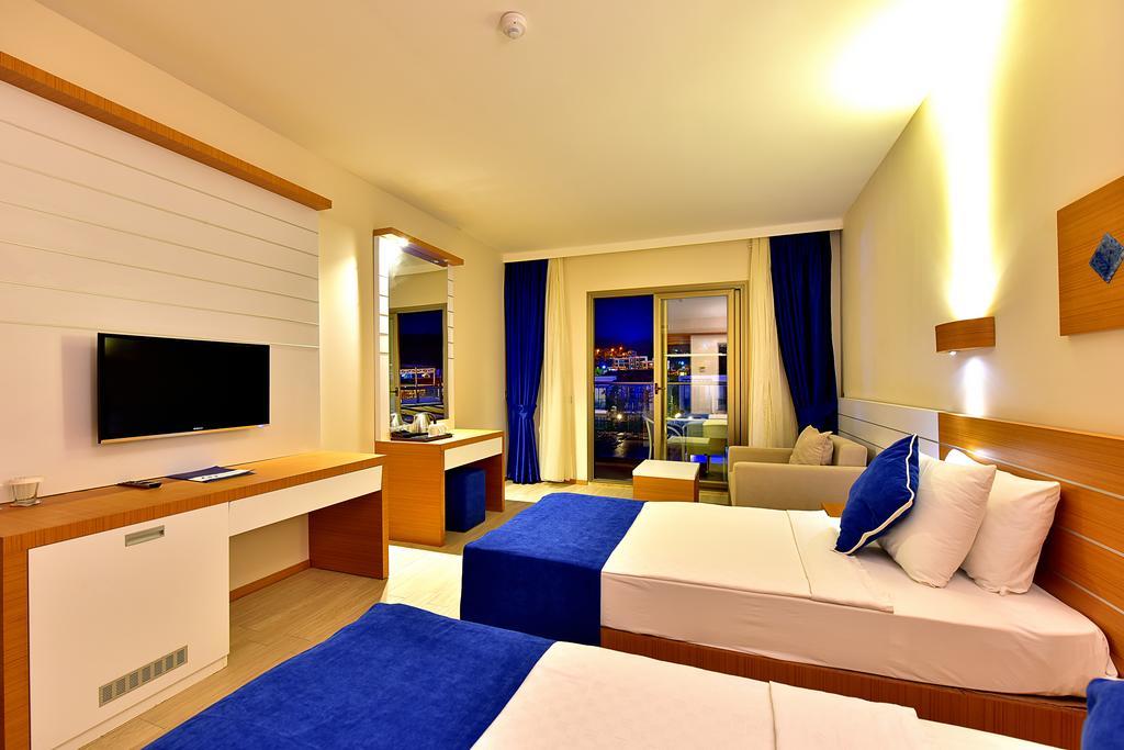 Standard Room,1433839186:JPEG