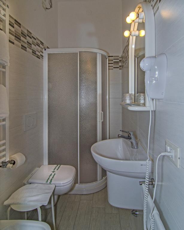 Single Room,199304797:JPEG