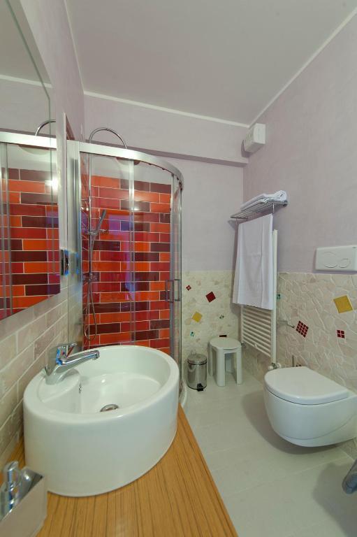Double or Twin Room with Sea View,31091669:JPEG