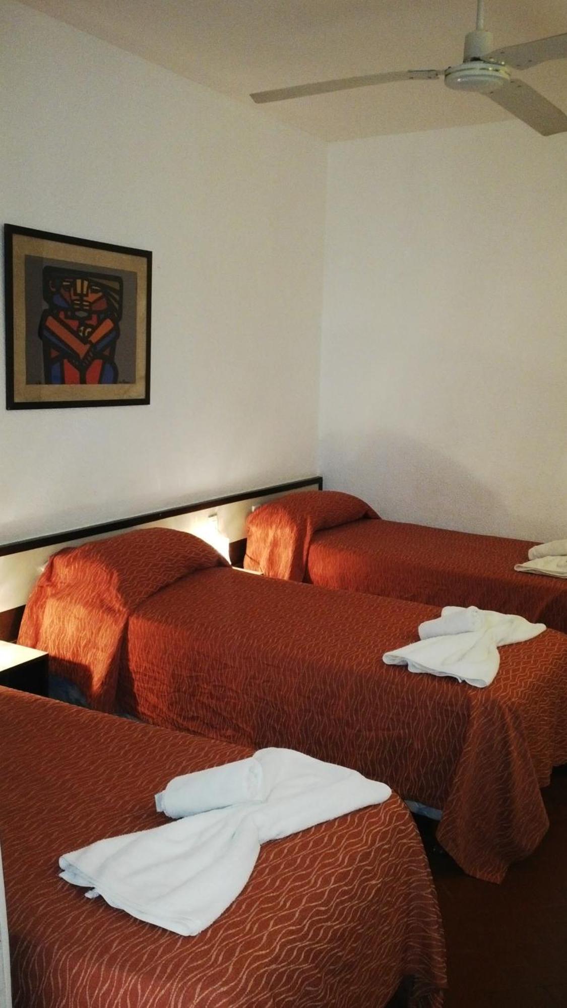 Standard Triple Room,404230251:JPEG