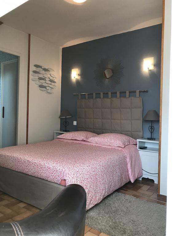 Double Room,397888194:JPEG