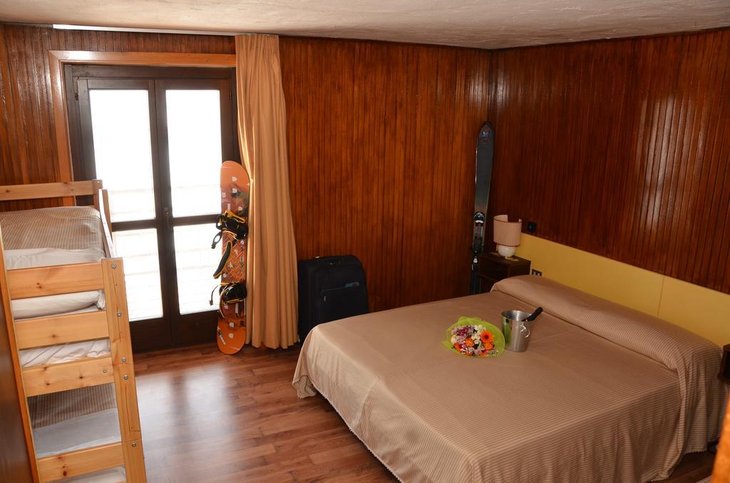 Quarto Família