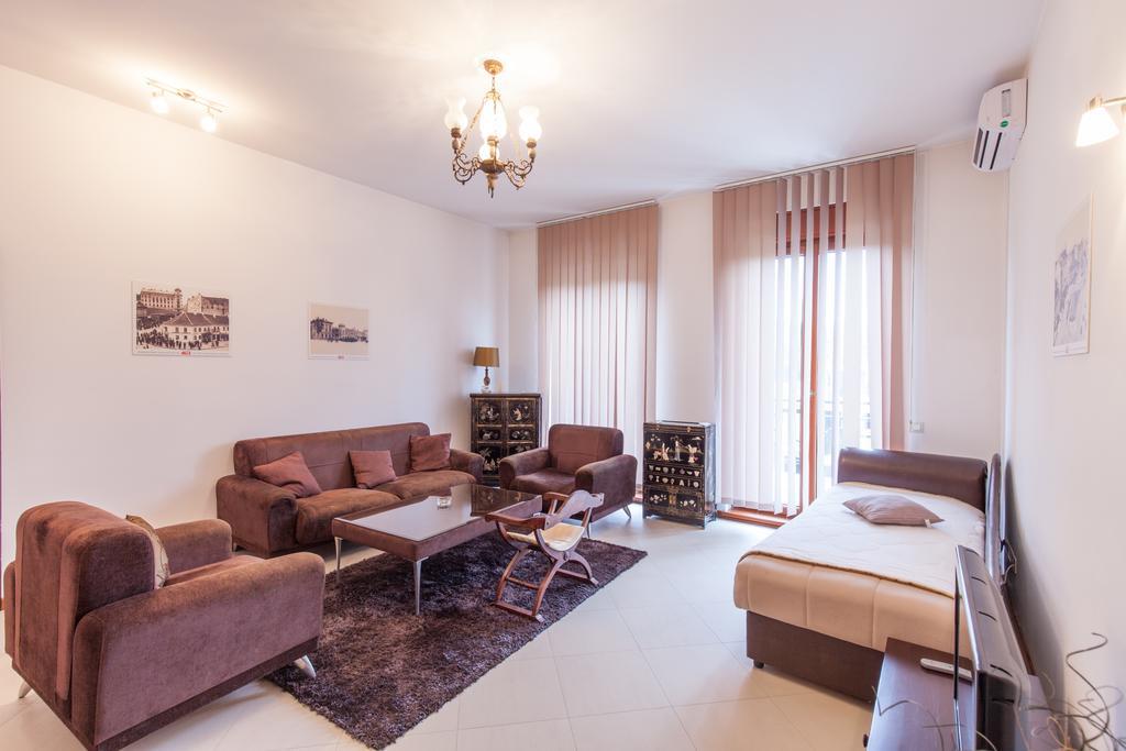 Suite with Terrace,750406724:JPEG