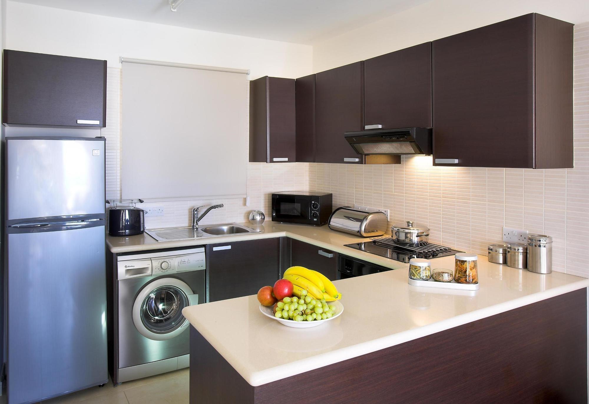 One-Bedroom Apartment with Airport Transfer