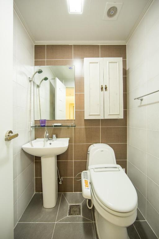 Quarto Individual Econômico