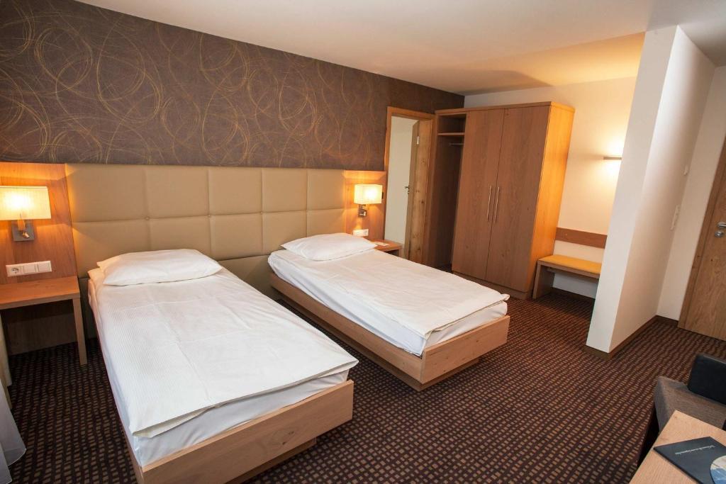 Hotel Park Double Room – Land Side,63695473:JPEG
