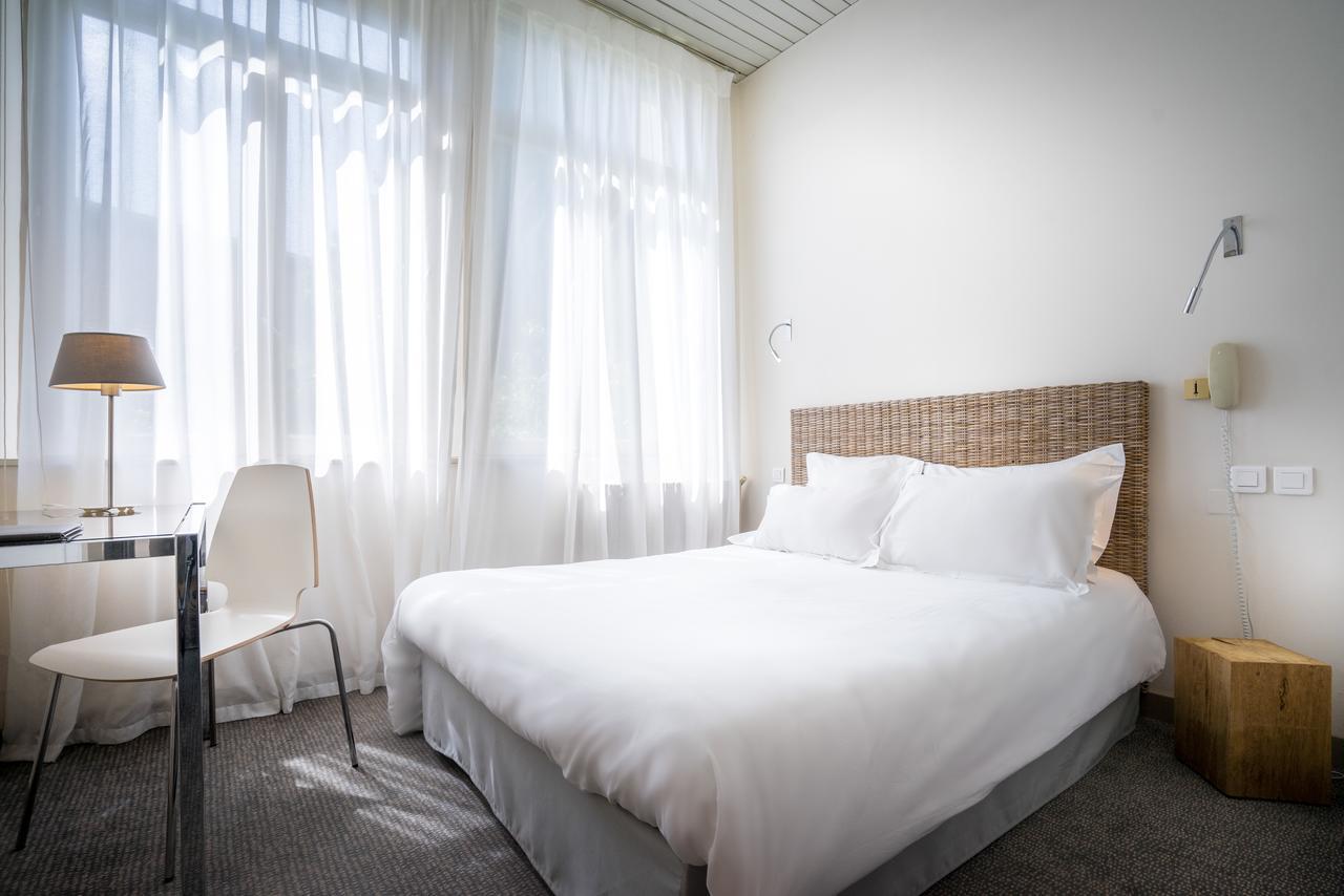 Standard Double Room,663608862:JPEG