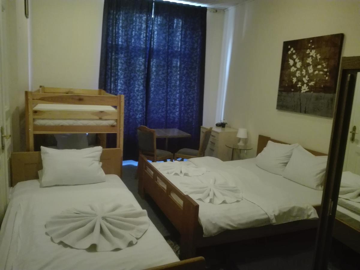 Quadruple Room with Shower,762088759:JPEG