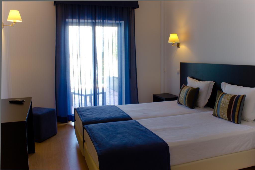 Twin or Double Room with Balcony,1013469169:JPEG