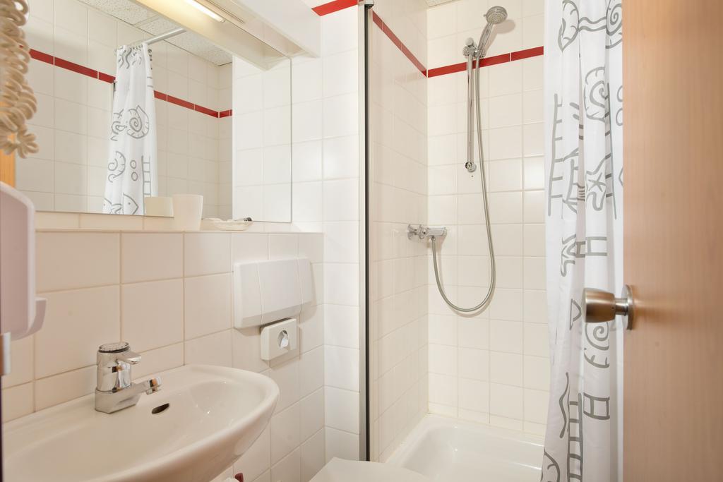 Double Room - Non-Smoking