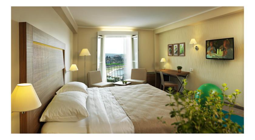 Double Room with Sea View and Balcony,68662856:JPEG