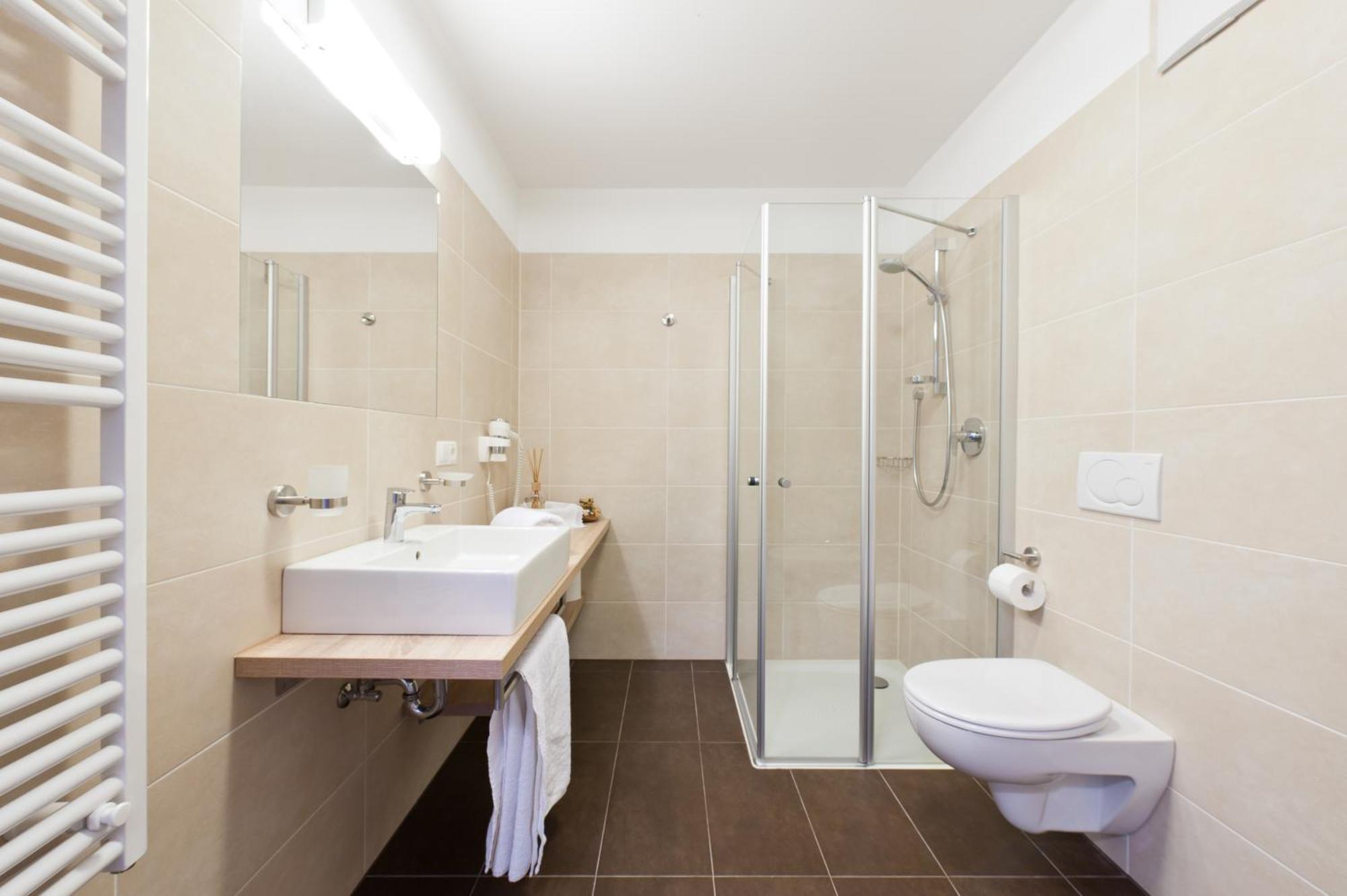 Superior Two-Bedroom Apartment,688568913:JPEG